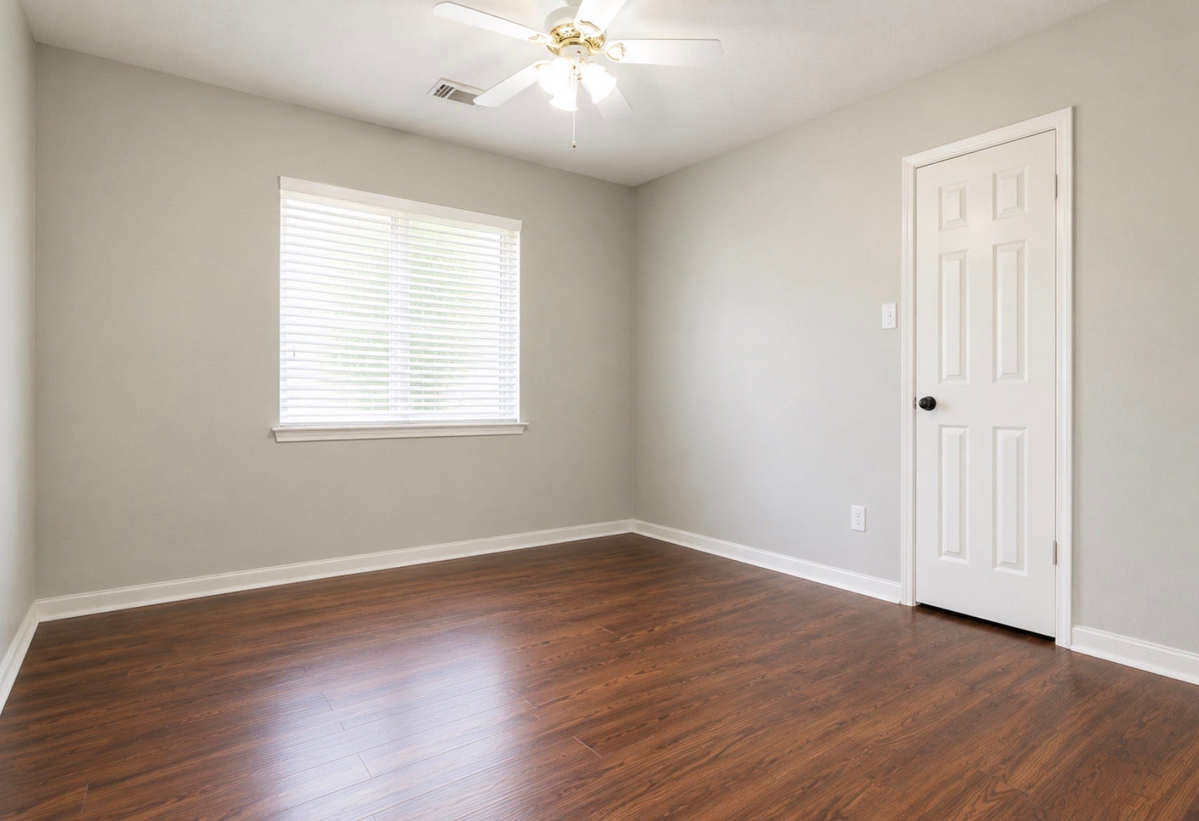 16206 Ruffian Drive, Friendswood, TX 77546 Bedroom 3