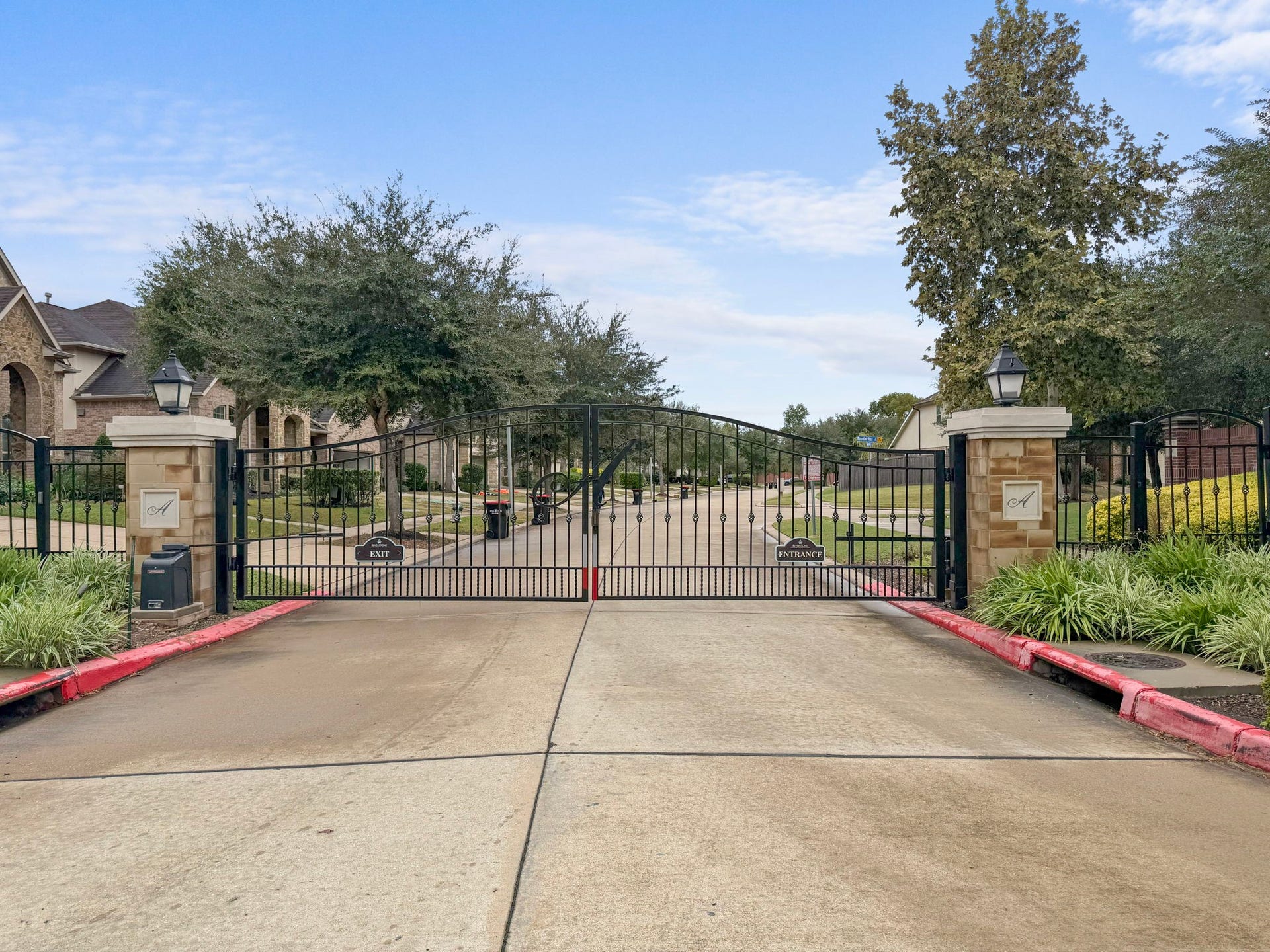 5515 Mangrove Creek Lane, Sugar Land, TX 77479 Located in a gated community offering added privacy and a sense of security.
