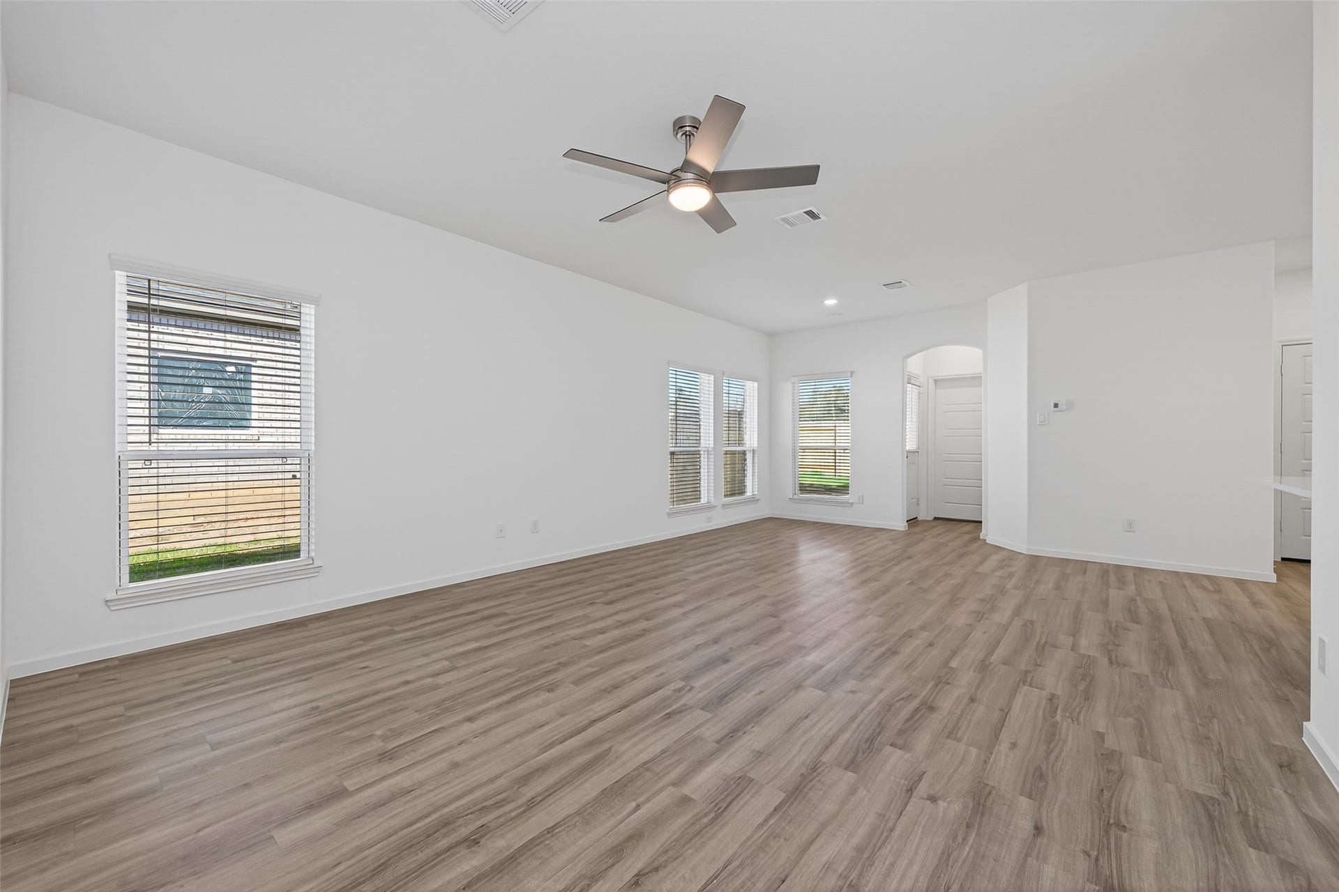 13315 Padre Bay Lane, Iowa Colony, TX 77583 13315 Padre Bay Lane, Iowa Colony, TX 77583
