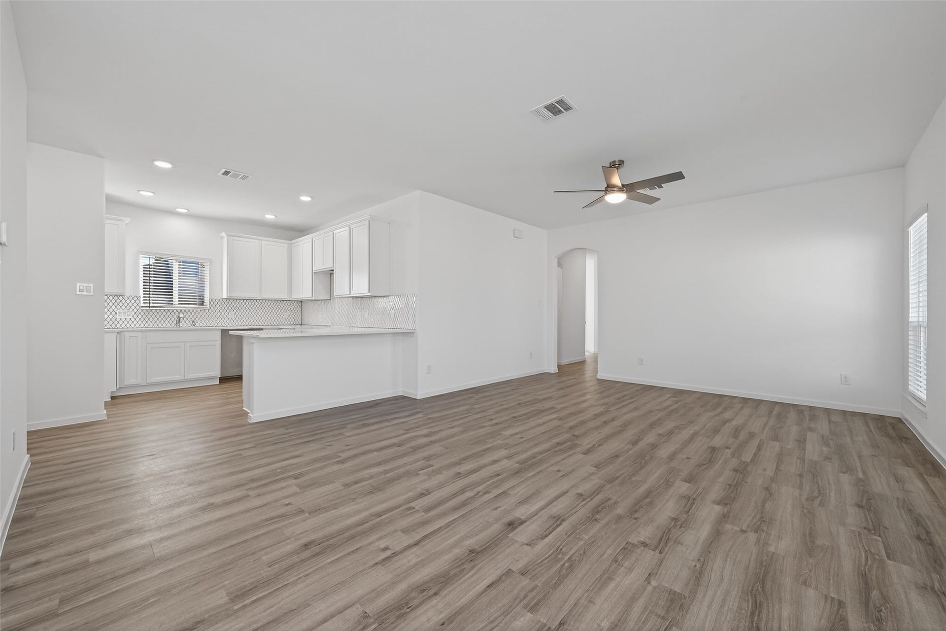 13315 Padre Bay Lane, Iowa Colony, TX 77583 13315 Padre Bay Lane, Iowa Colony, TX 77583