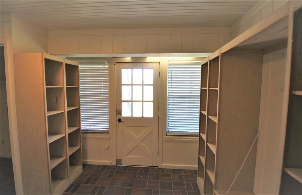5504 Valerie Street, Houston, TX 77081 5504 Valerie Street, Houston, TX 77081