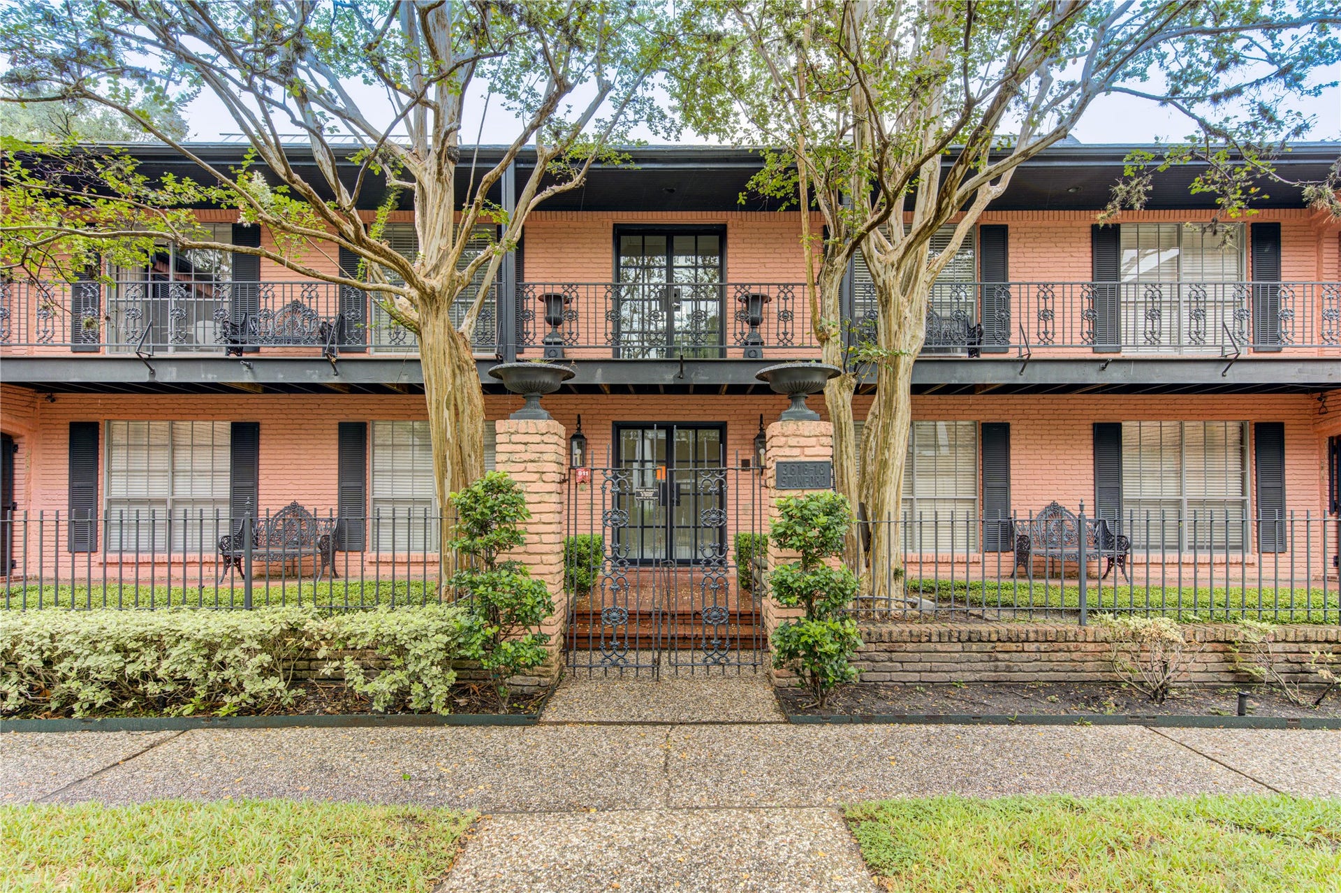 3618 Stanford Street, #6, Houston, TX 77006 3618 Stanford Street, #6, Houston, TX 77006