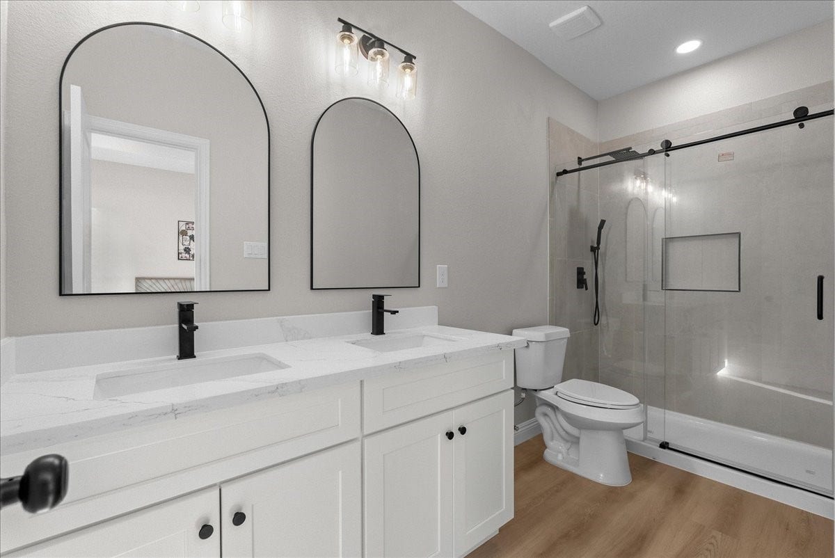 2311 Thompson Street, La Marque, TX 77568 2311 Thompson Street, La Marque, TX 77568