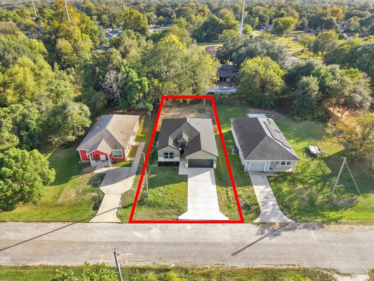 2311 Thompson Street, La Marque, TX 77568 2311 Thompson Street, La Marque, TX 77568