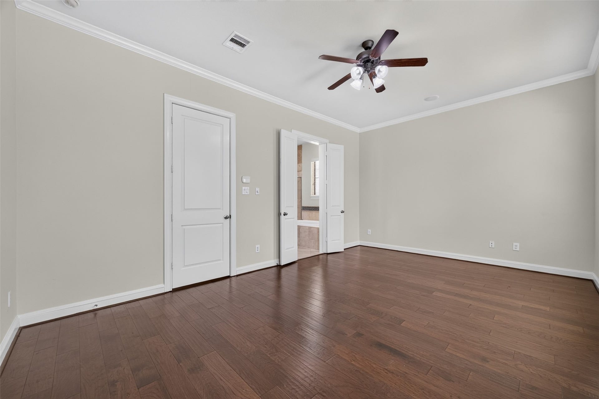 6610 Toledo Street, Houston, TX 77008 6610 Toledo Street, Houston, TX 77008