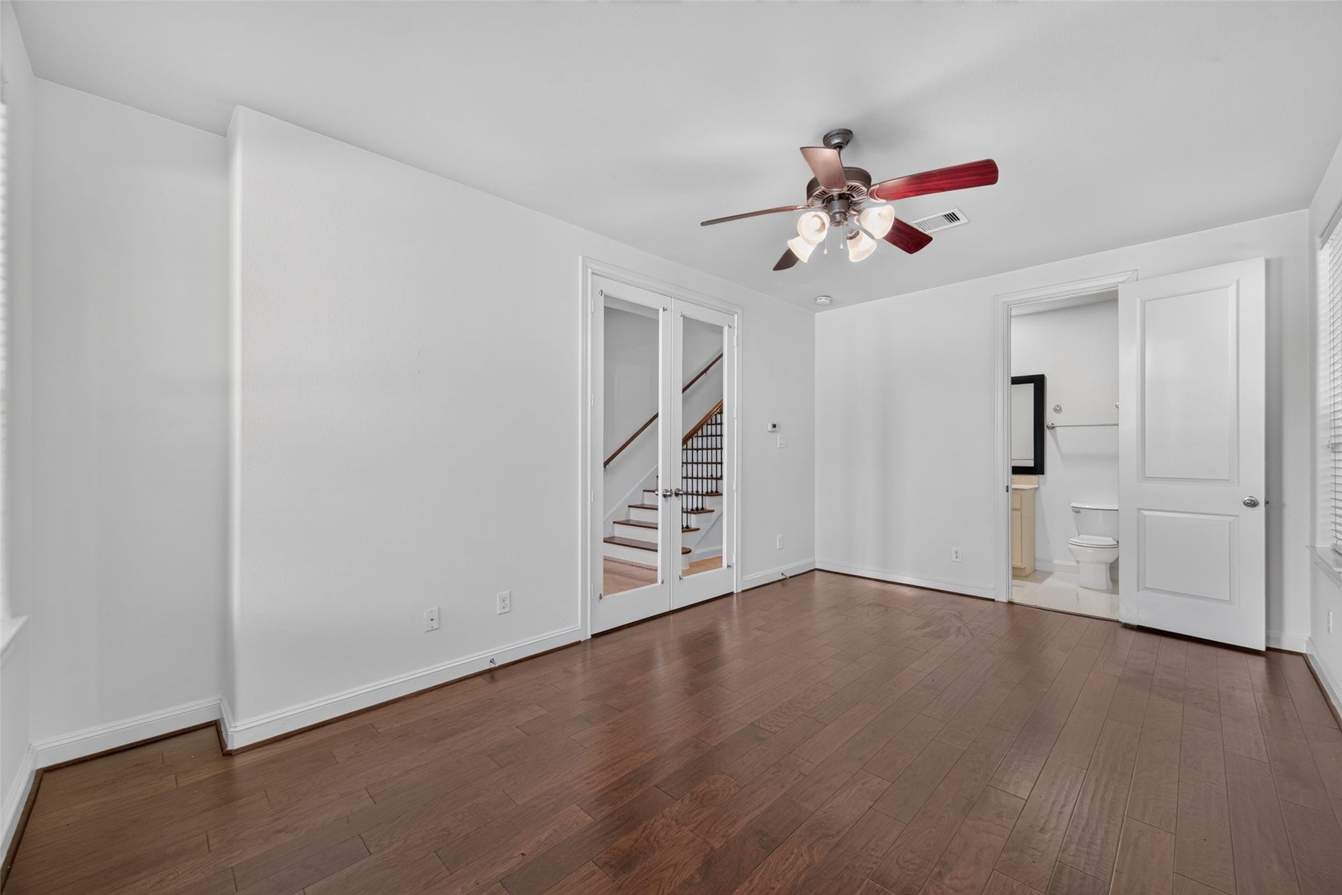 6610 Toledo Street, Houston, TX 77008 6610 Toledo Street, Houston, TX 77008