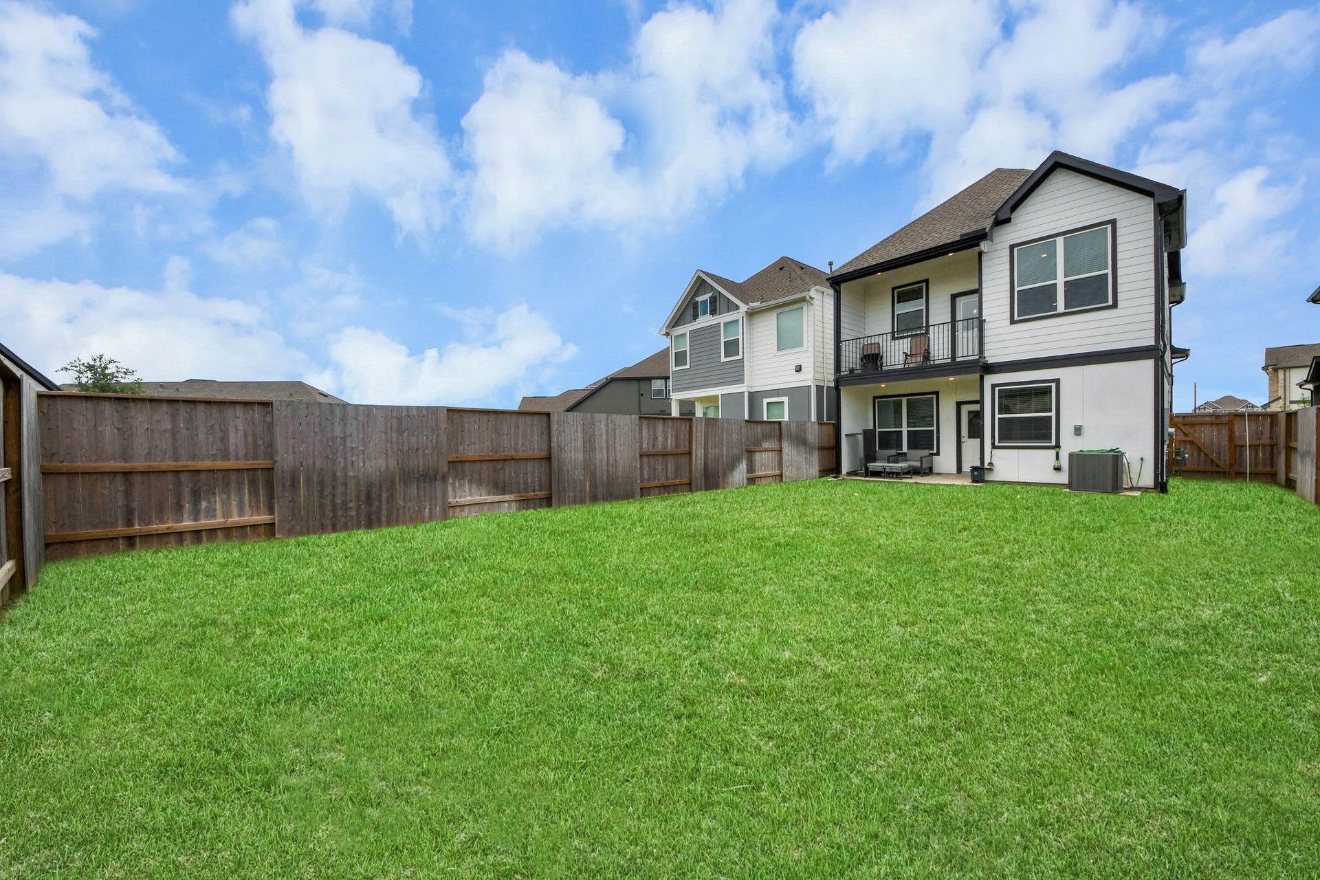 5214 Sage Hills Drive, Manvel, TX 77578 5214 Sage Hills Drive, Manvel, TX 77578