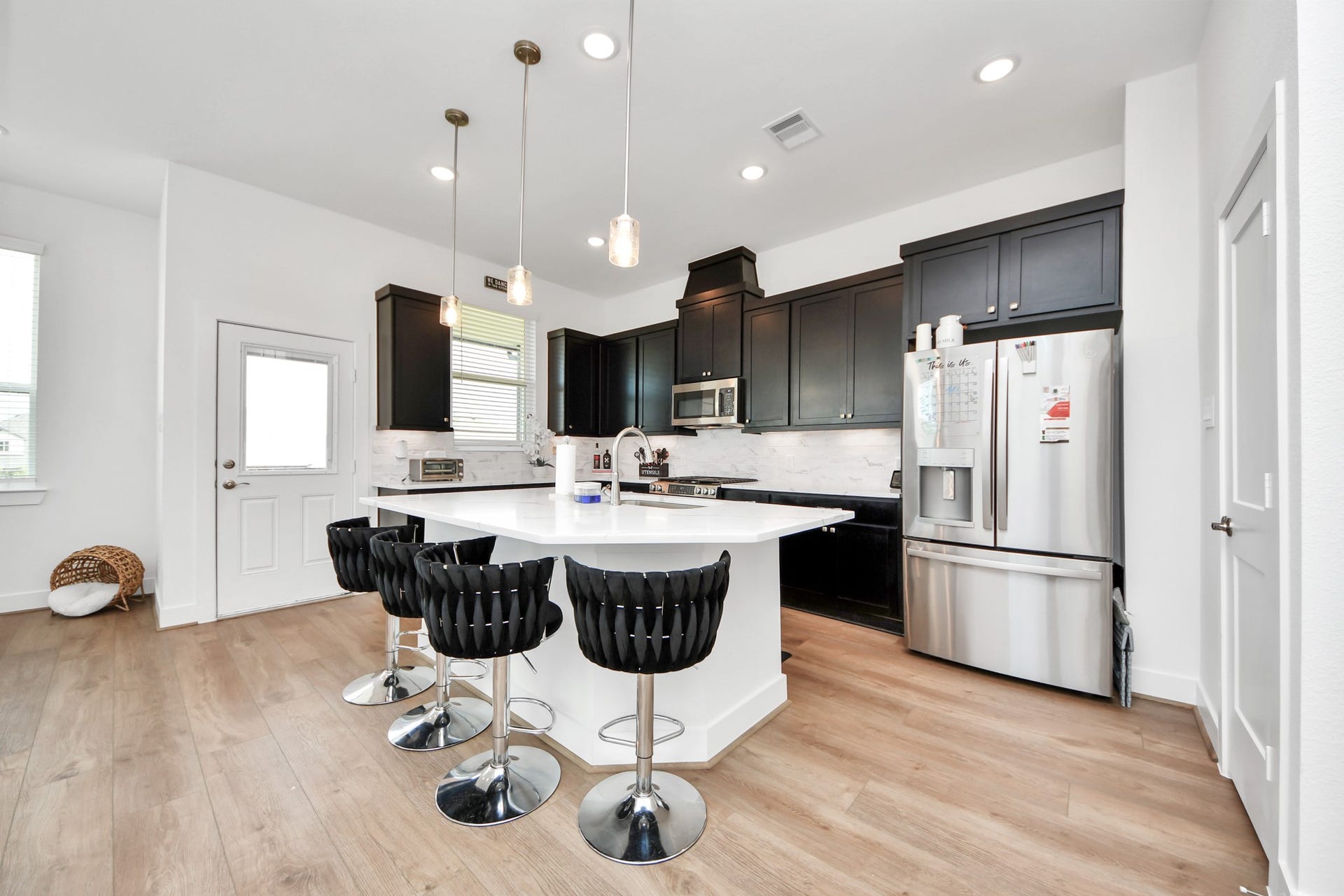 5214 Sage Hills Drive, Manvel, TX 77578 5214 Sage Hills Drive, Manvel, TX 77578