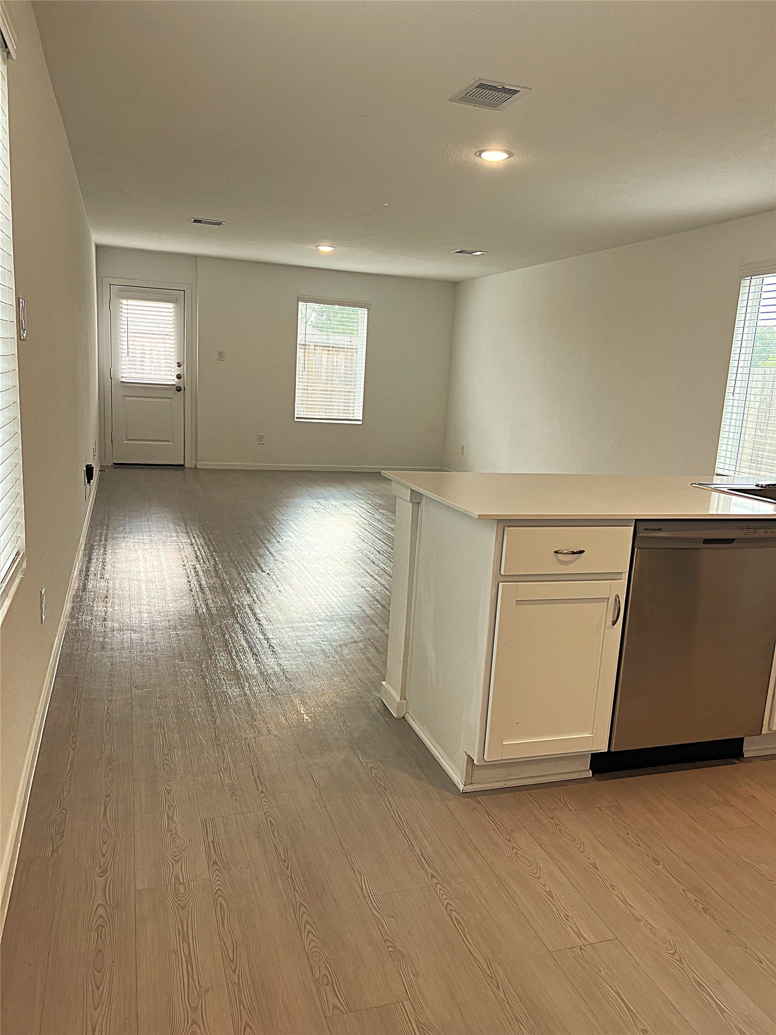 18210 Via Aurelia Drive, New Caney, TX 77357 18210 Via Aurelia Drive, New Caney, TX 77357