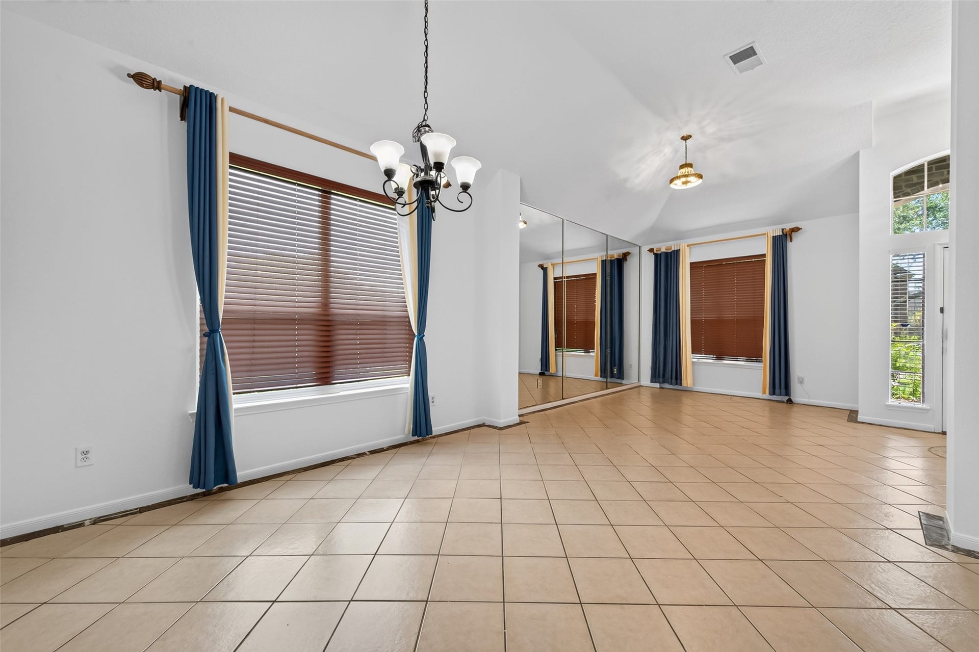 12214 Doe Meadow Drive, Stafford, TX 77477