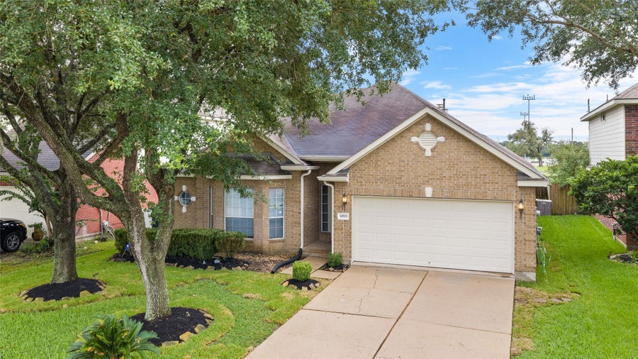 Property photo for 14911 Moss Bridge Lane, Sugar Land, TX