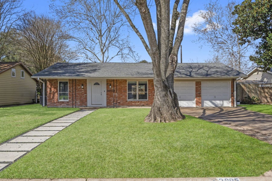Property photo for 2005 Sedgie Drive, Houston, TX