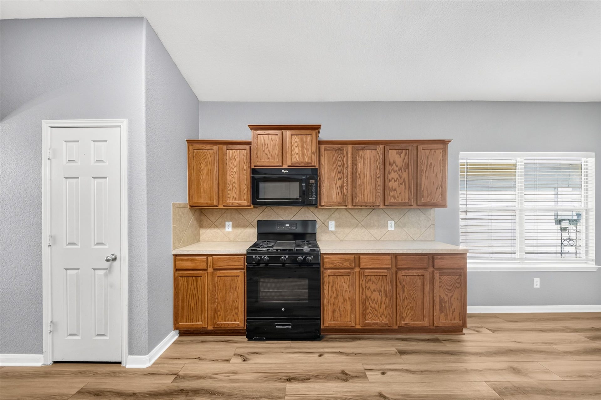 6534 Bella Noche Drive, Spring, TX 77379 6534 Bella Noche Drive, Spring, TX 77379