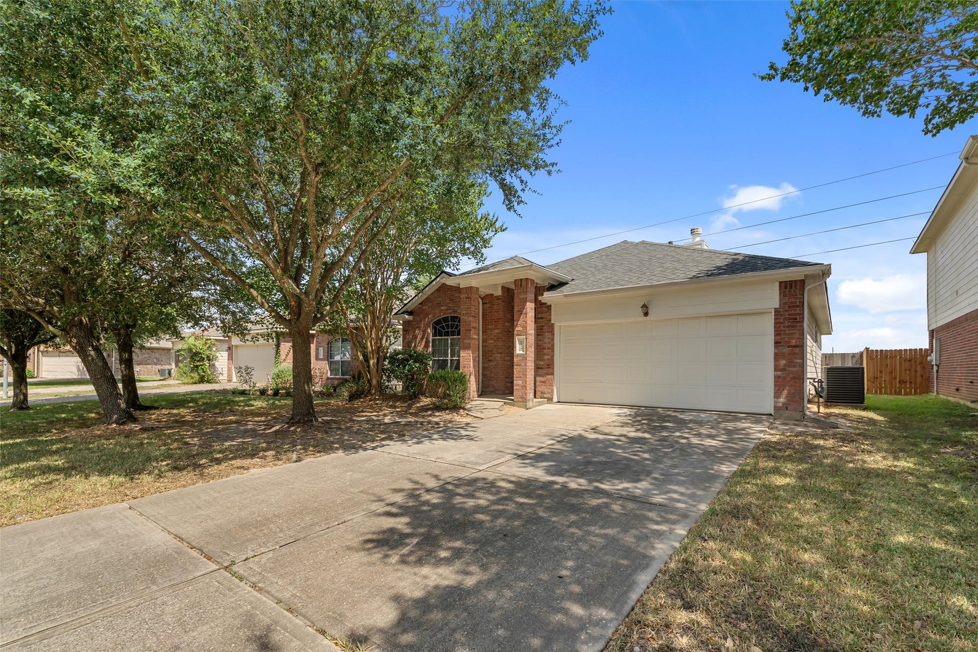 6534 Bella Noche Drive, Spring, TX 77379 6534 Bella Noche Drive, Spring, TX 77379