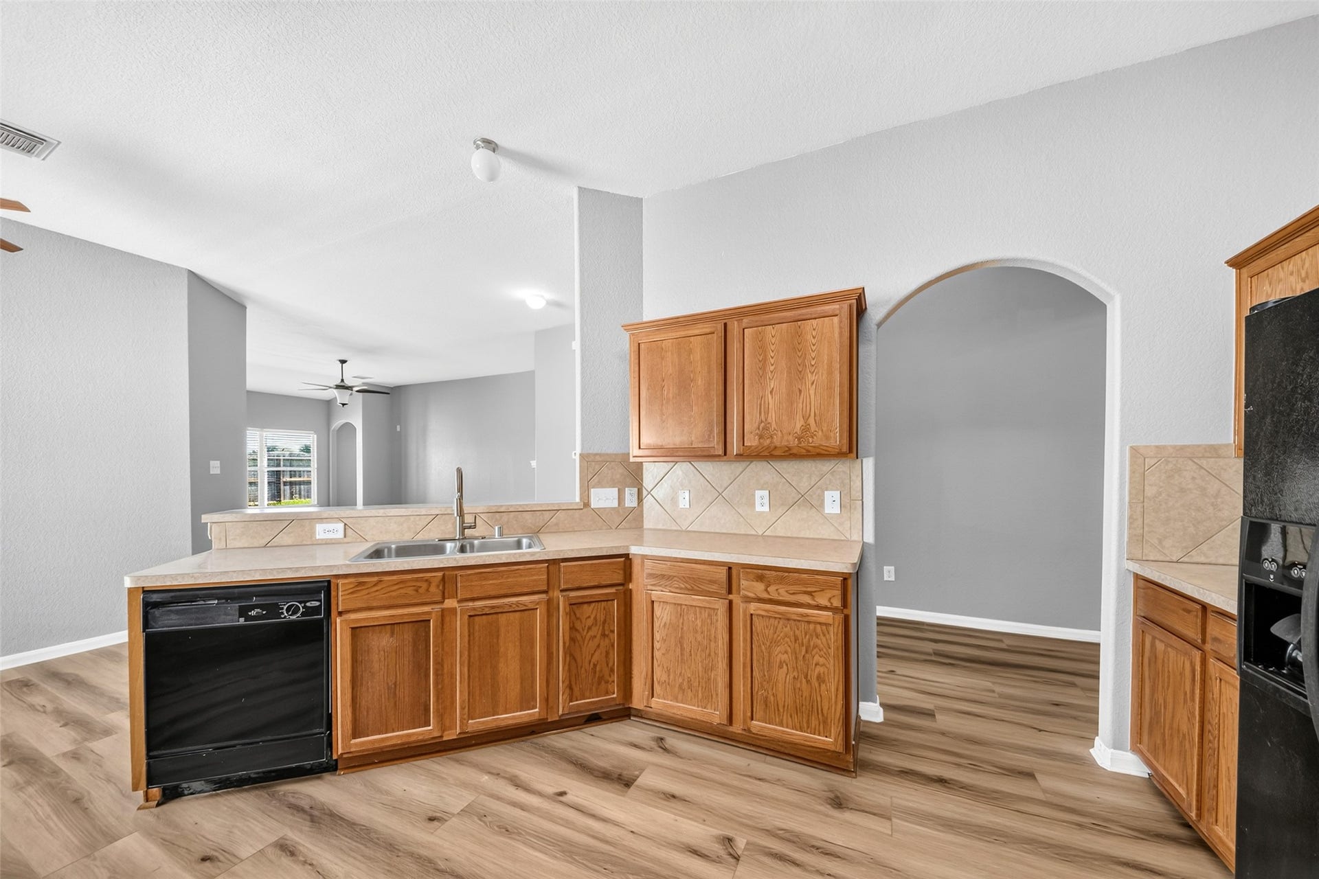 6534 Bella Noche Drive, Spring, TX 77379 6534 Bella Noche Drive, Spring, TX 77379