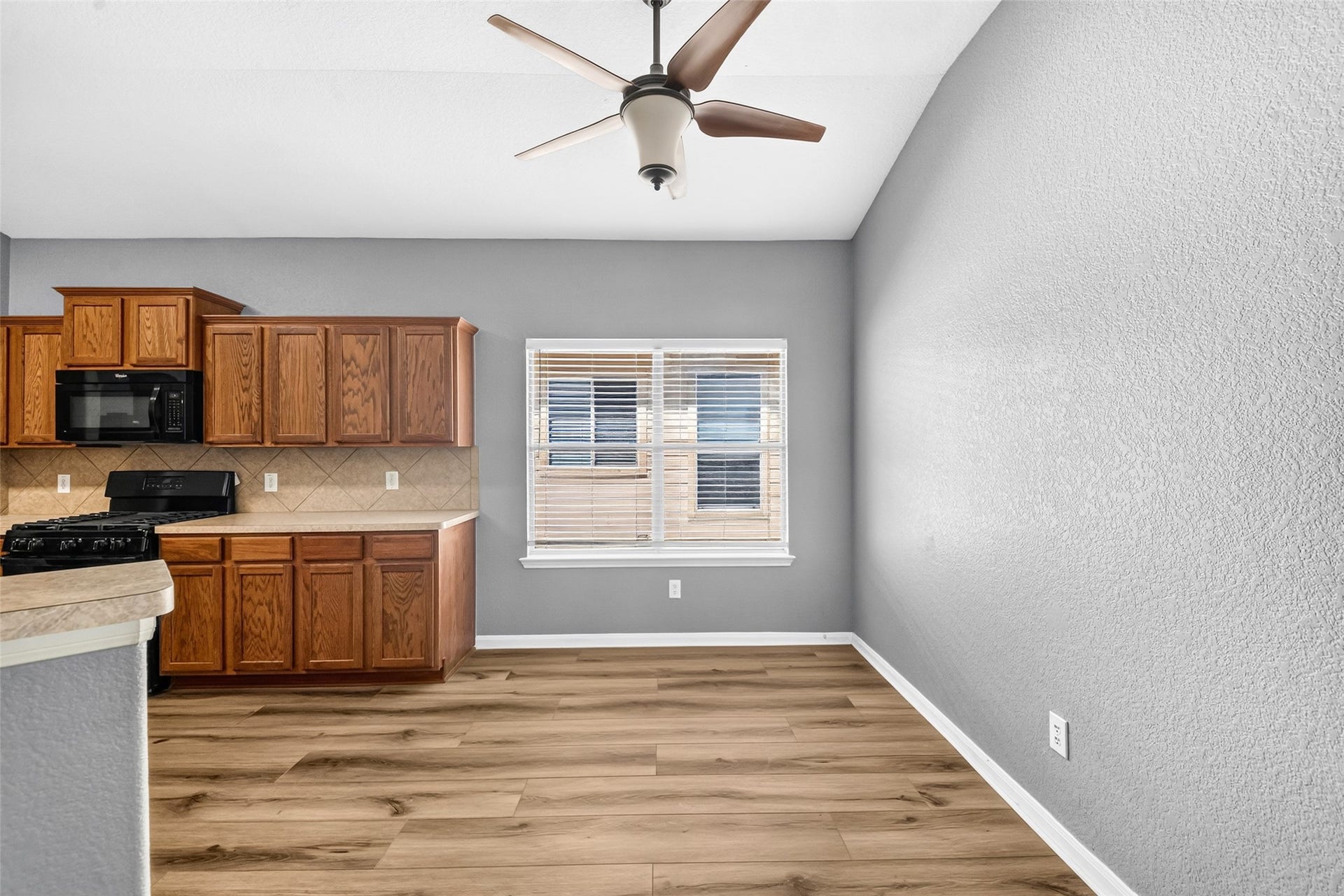 6534 Bella Noche Drive, Spring, TX 77379 6534 Bella Noche Drive, Spring, TX 77379