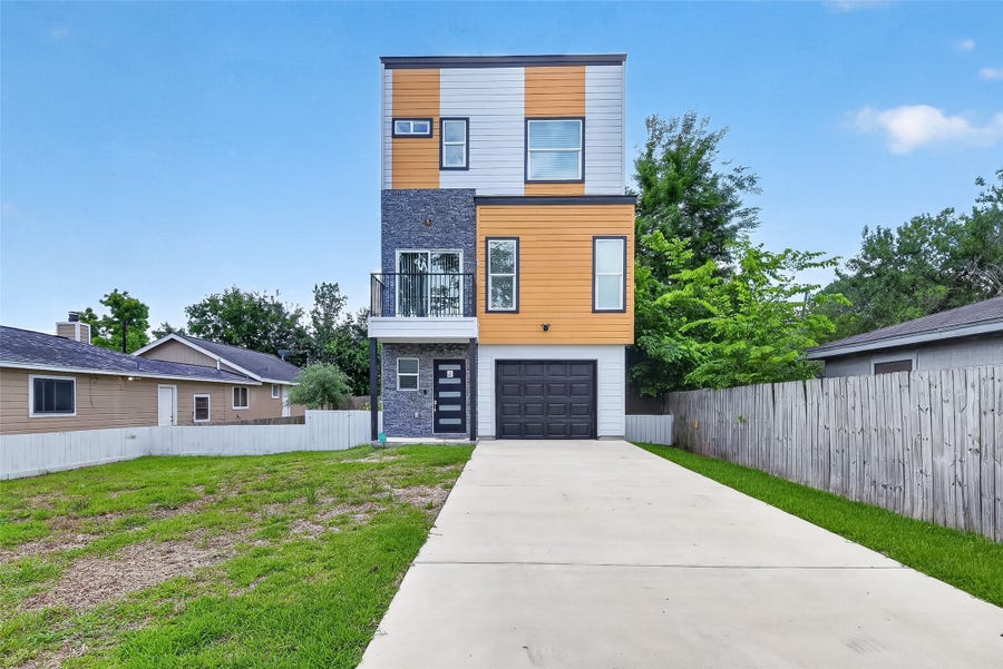 Property photo for 1314 Avenue K Street, South Houston, TX