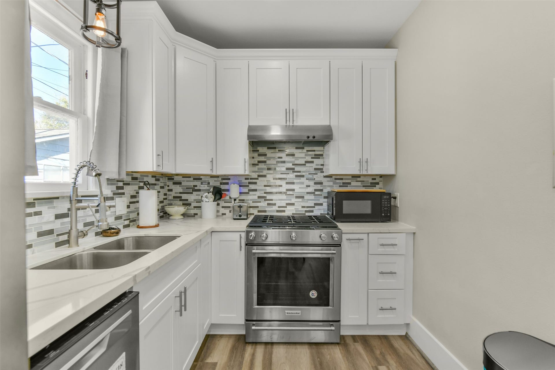 2414 44th Street, Galveston, TX 77550 2414 44th Street, Galveston, TX 77550