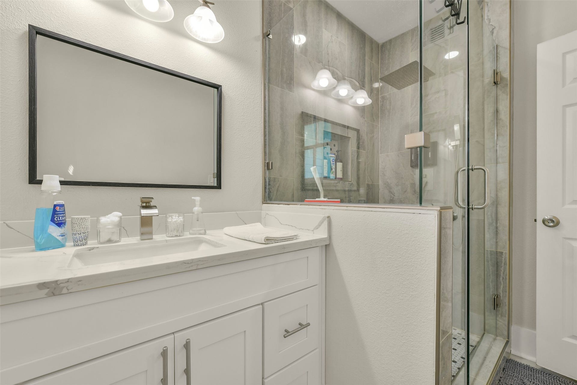 2414 44th Street, Galveston, TX 77550 2414 44th Street, Galveston, TX 77550