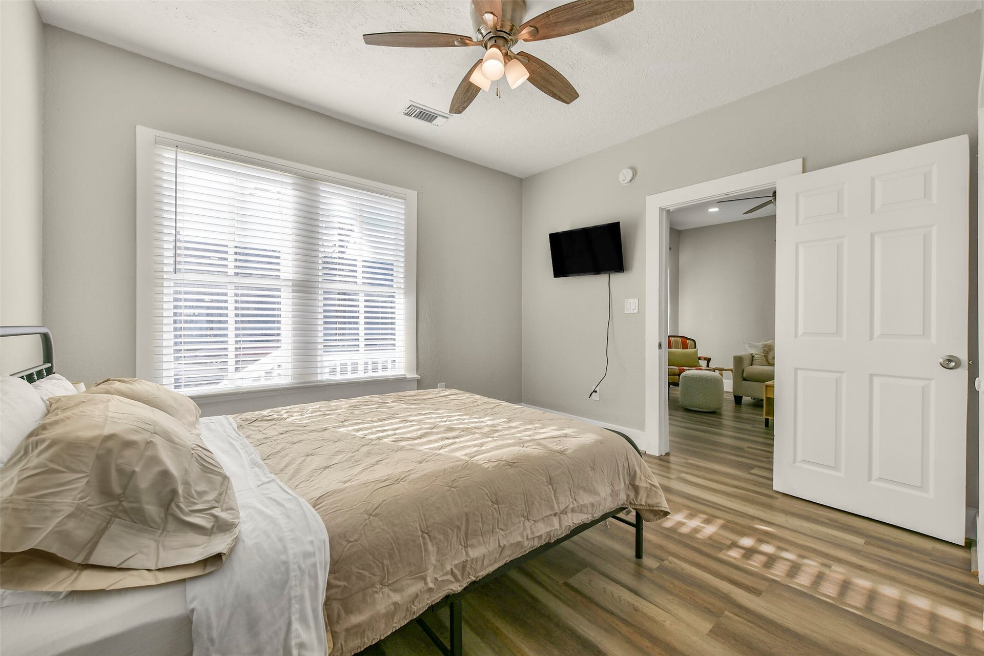 2414 44th Street, Galveston, TX 77550 2414 44th Street, Galveston, TX 77550