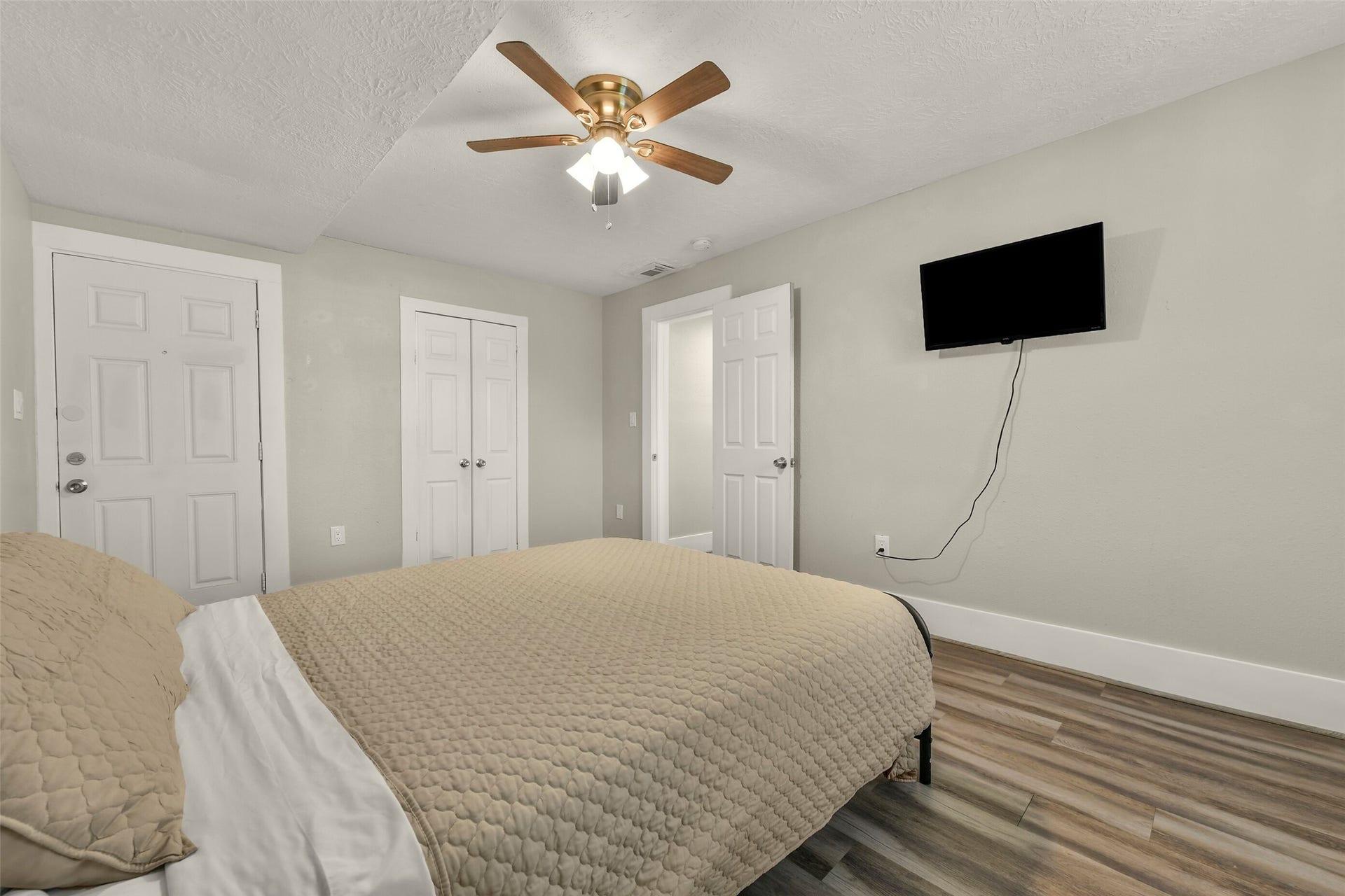 2414 44th Street, Galveston, TX 77550 2414 44th Street, Galveston, TX 77550