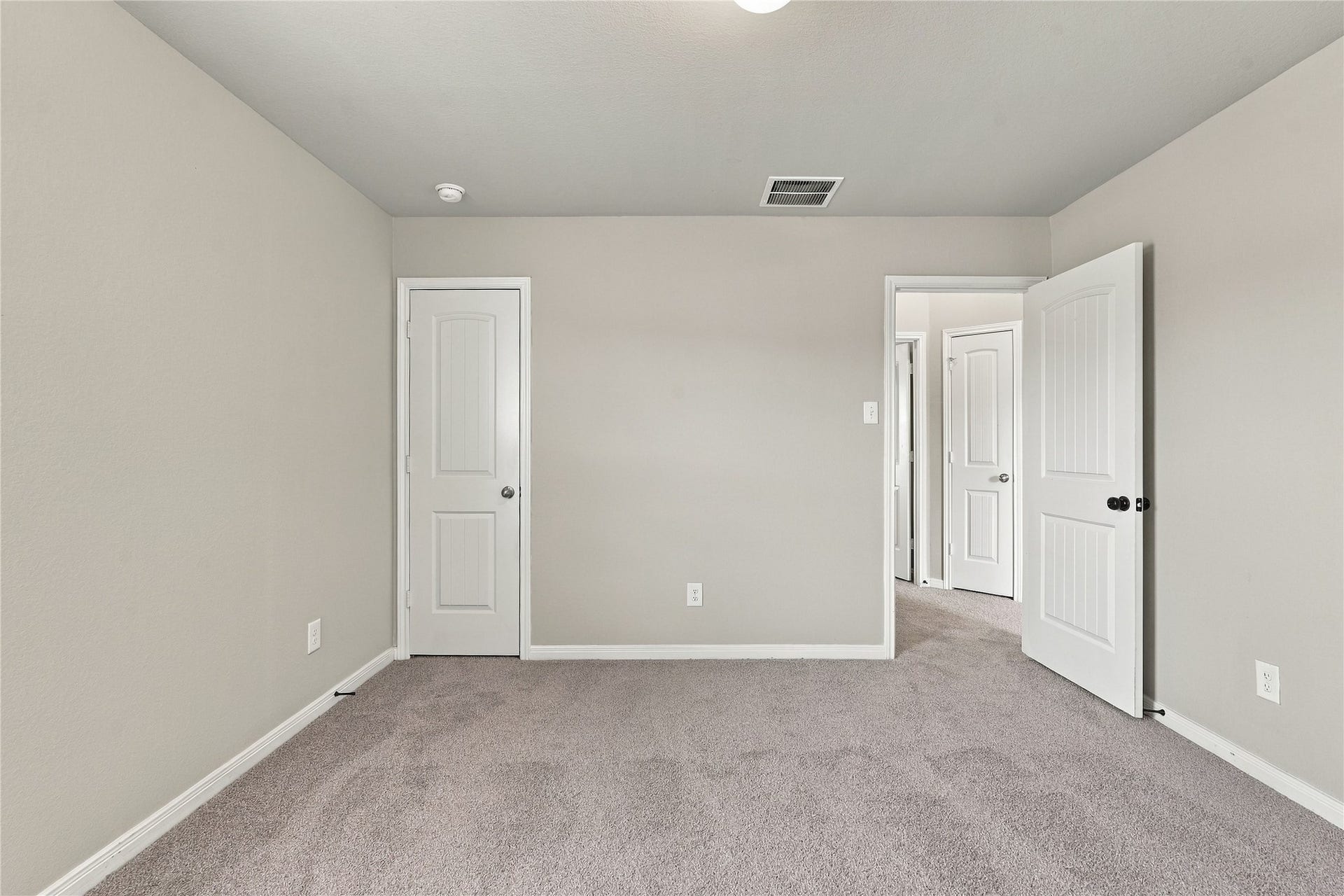 25610 Brooklyn Lane, Porter, TX 77365 All bedrooms have large Walk-In Closets! Bedroom #3