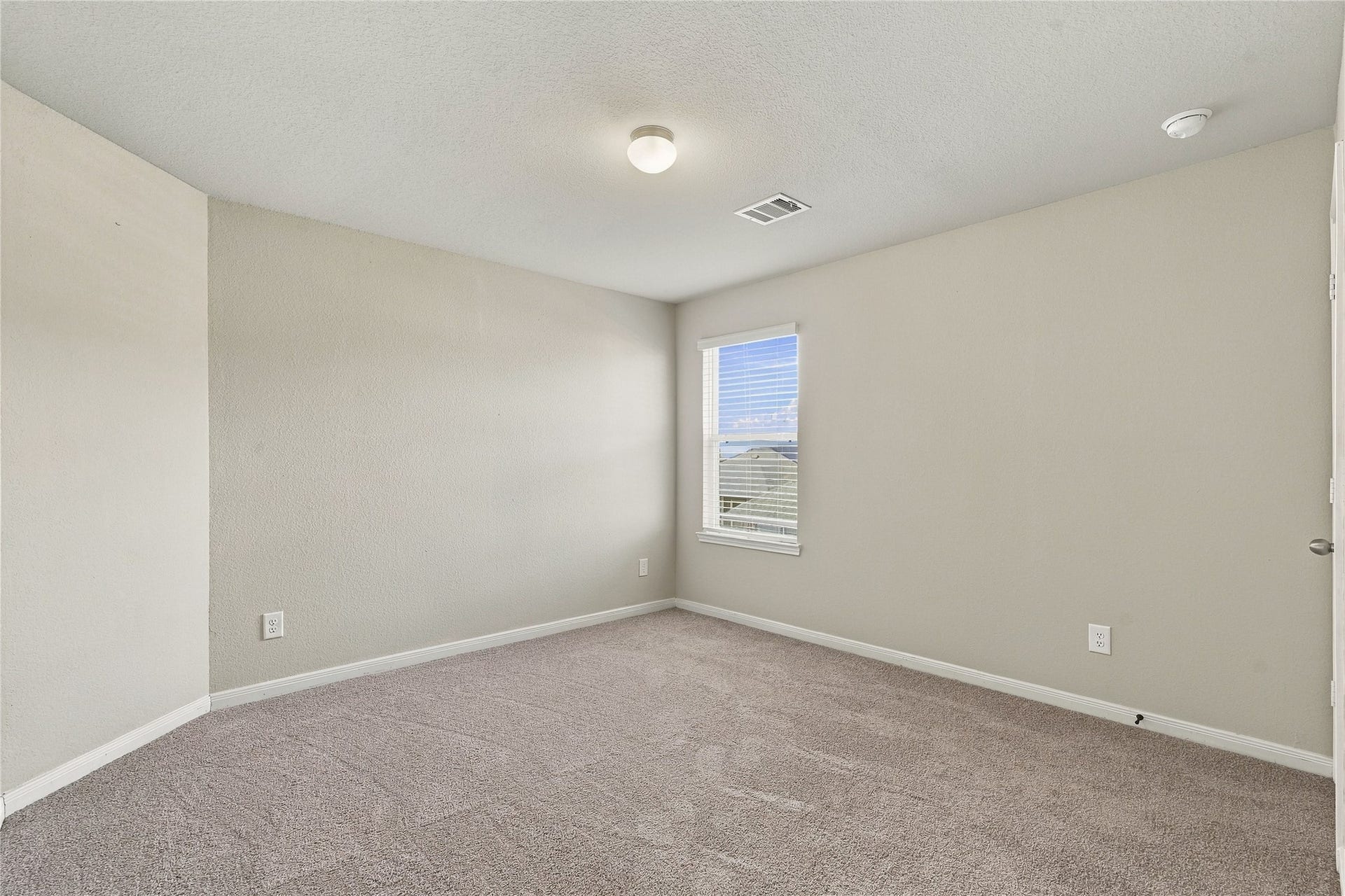 25610 Brooklyn Lane, Porter, TX 77365 All bedrooms have large Walk-In Closets! Bedroom #3