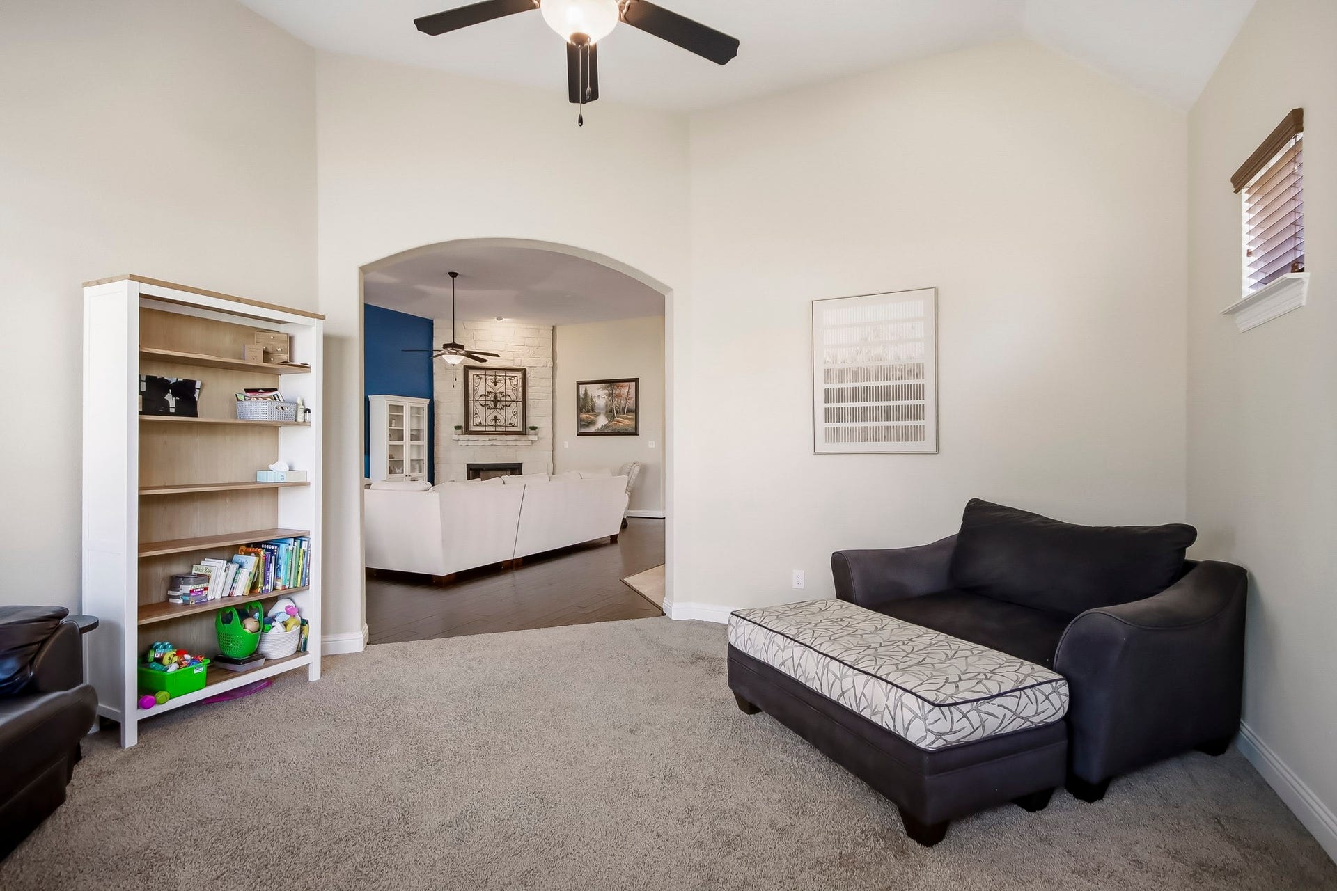 16818 Lake Limestone Lane, Houston, TX 77044