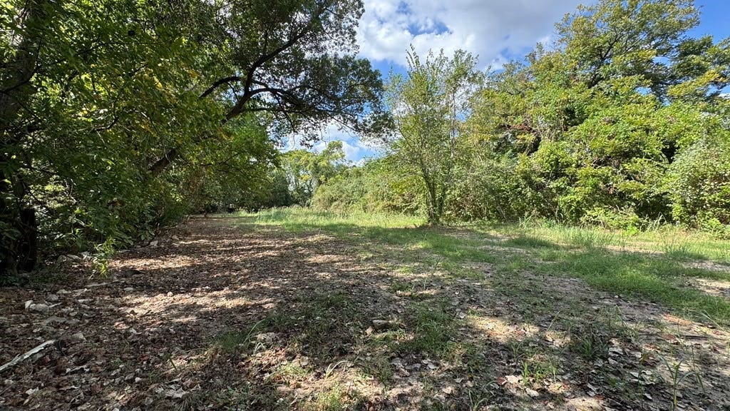 7607 Lockwood Drive, Houston, TX 77016 7607 Lockwood Drive, Houston, TX 77016
