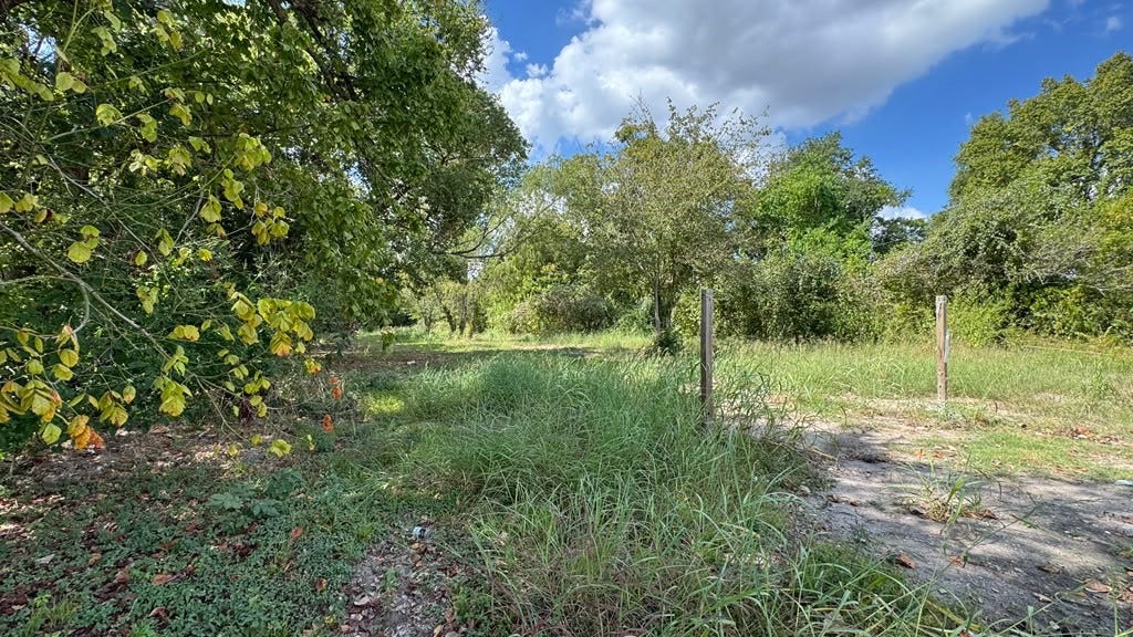 7607 Lockwood Drive, Houston, TX 77016 7607 Lockwood Drive, Houston, TX 77016