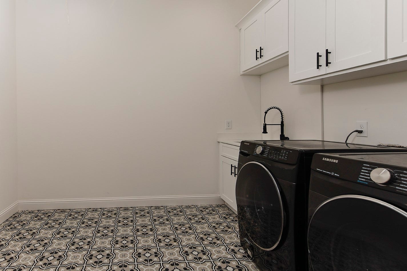 1031 Hunters Creek Way, Hockley, TX 77447 1031 Hunters Creek Way, Hockley, TX 77447