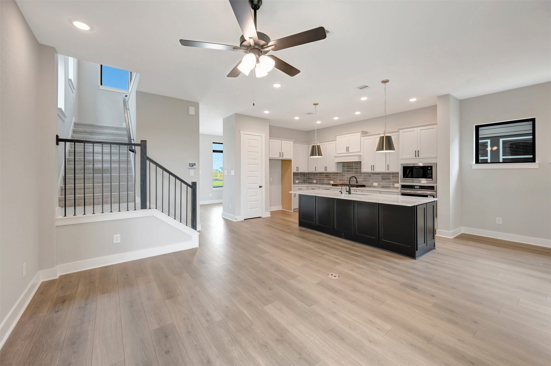 16718 Vibrant Avenue, Hockley, TX 77447 16718 Vibrant Avenue, Hockley, TX 77447