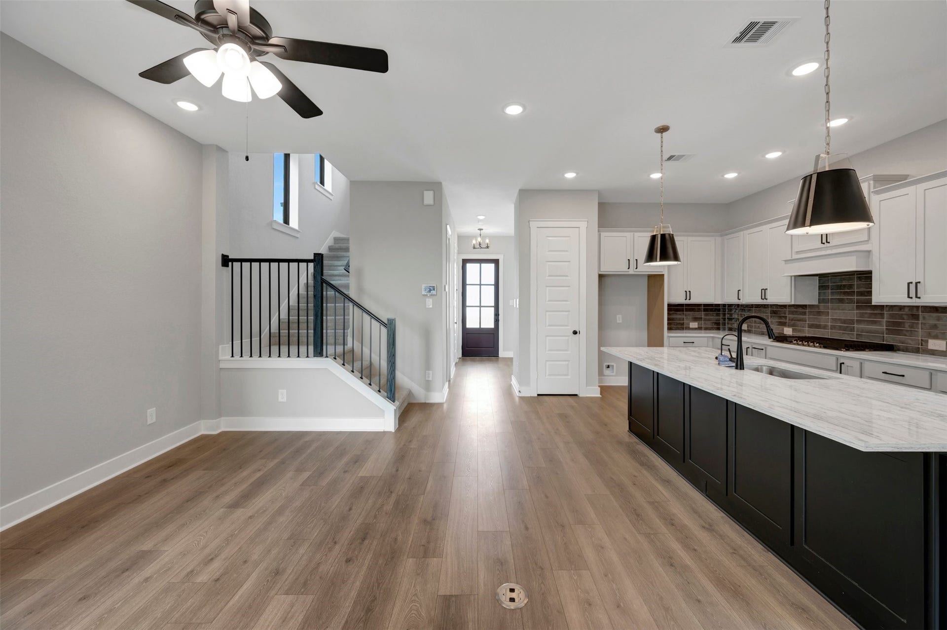 16718 Vibrant Avenue, Hockley, TX 77447 16718 Vibrant Avenue, Hockley, TX 77447