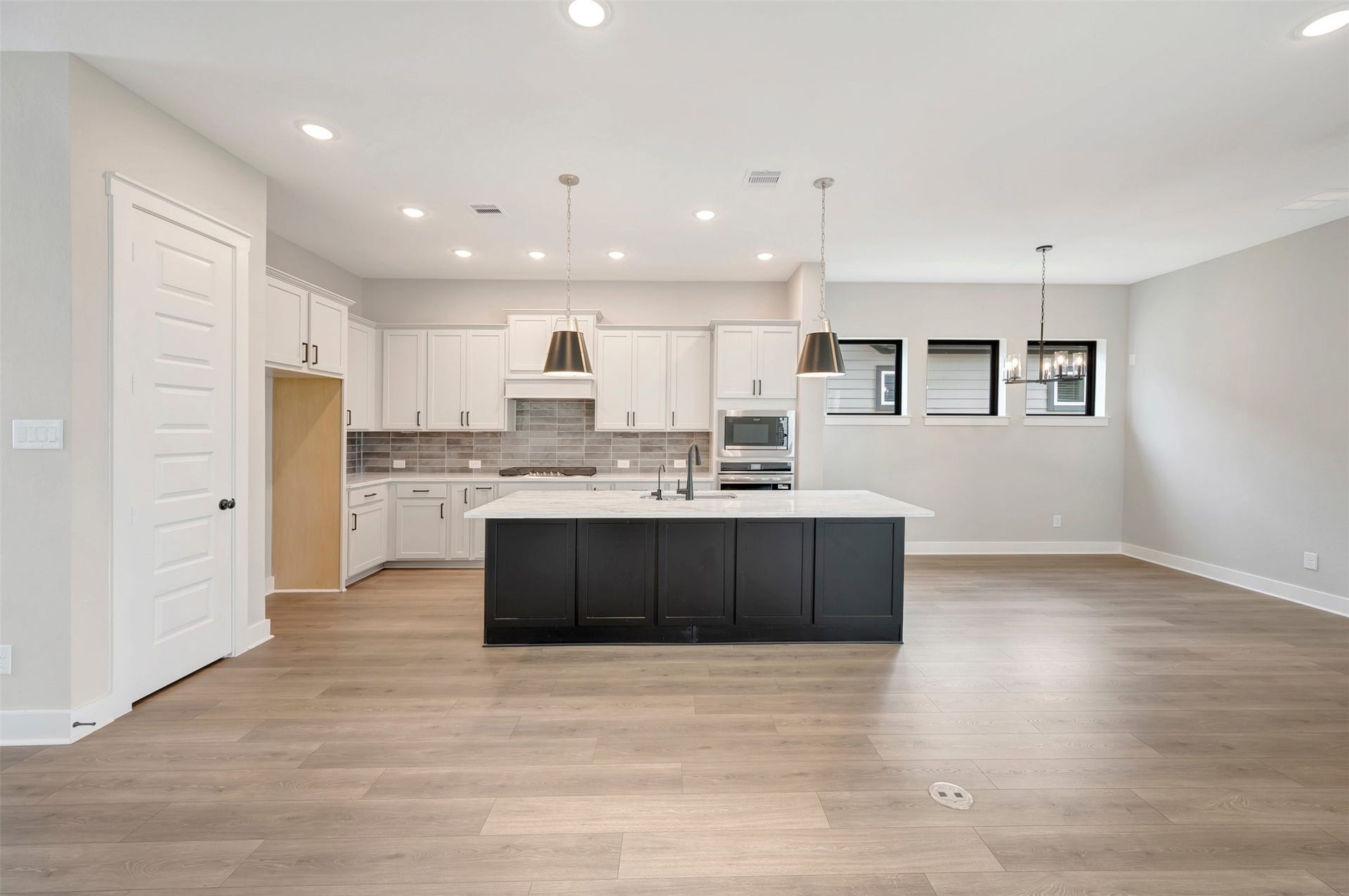 16718 Vibrant Avenue, Hockley, TX 77447 16718 Vibrant Avenue, Hockley, TX 77447