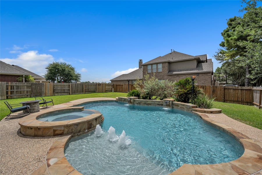 Property photo for 20139 Redondo Valley Drive, Cypress, TX