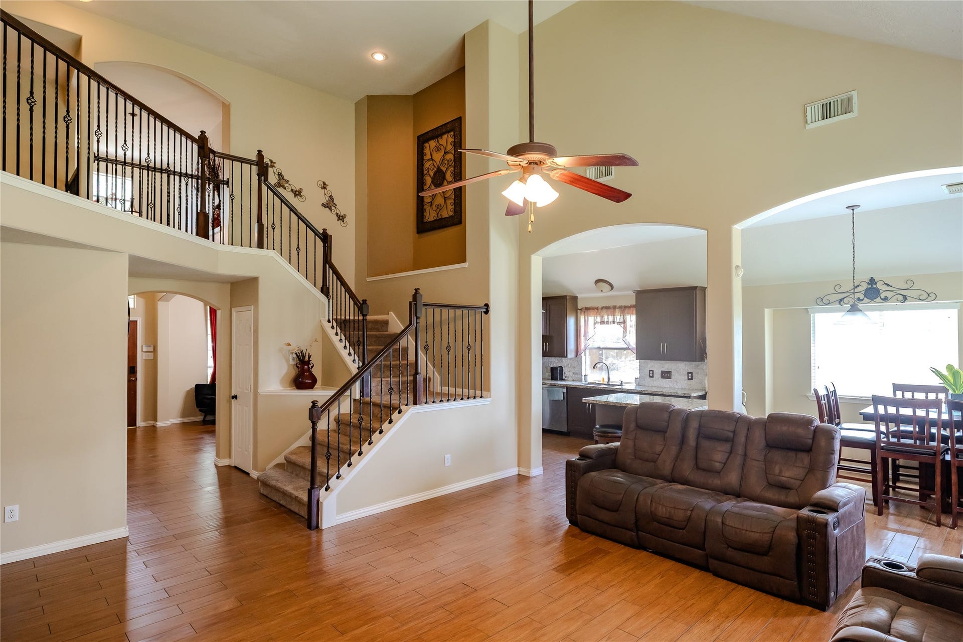 5414 Summer Oak Drive, Pasadena, TX 77505 5414 Summer Oak Drive, Pasadena, TX 77505
