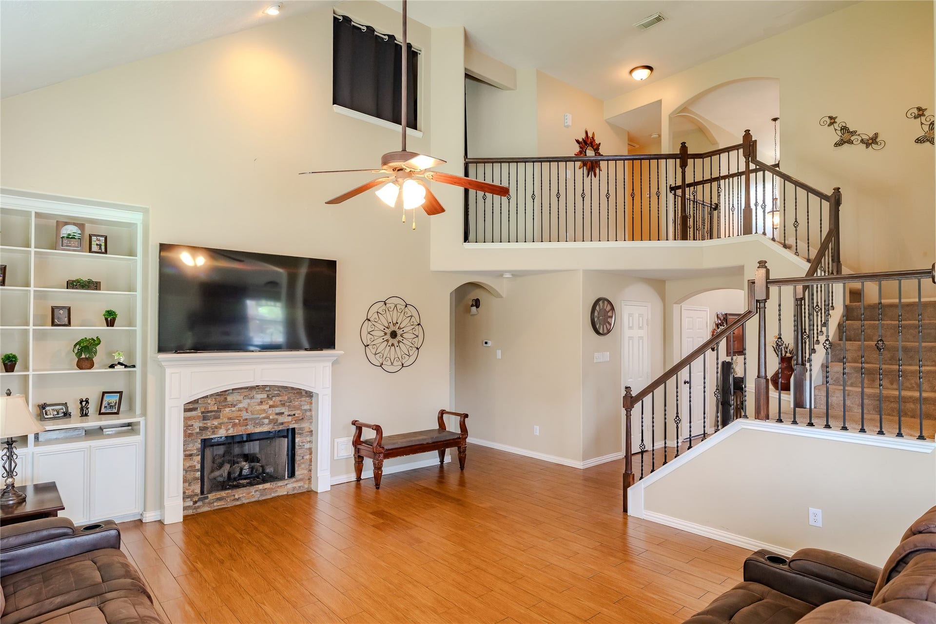 5414 Summer Oak Drive, Pasadena, TX 77505 5414 Summer Oak Drive, Pasadena, TX 77505