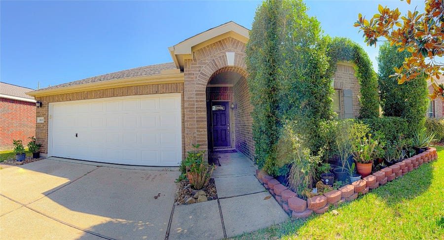 Property photo for 11618 Wren Crossing Drive, Houston, TX