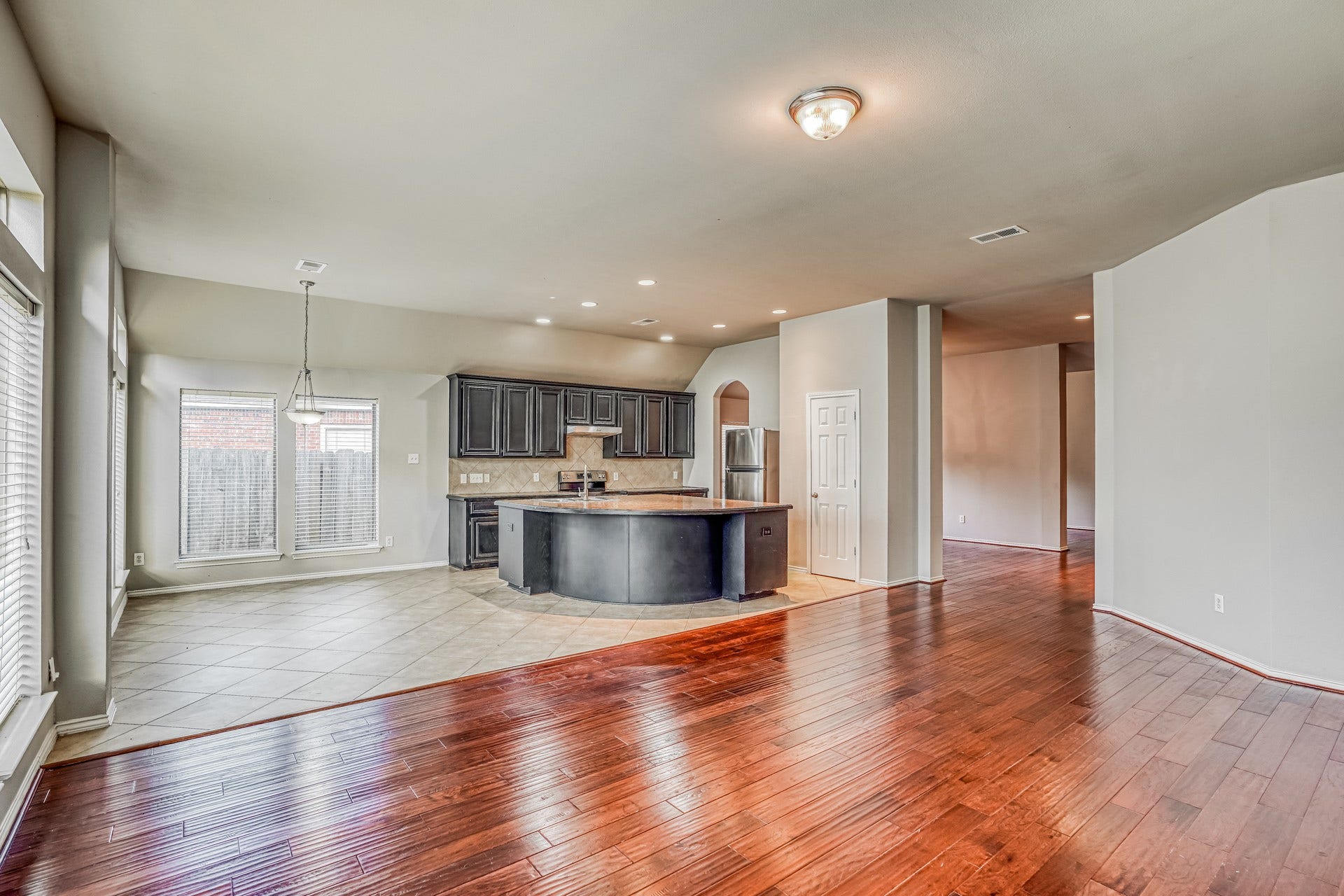 606 Red Oak Canyon Lane, La Marque, TX 77568 606 Red Oak Canyon Lane, La Marque, TX 77568