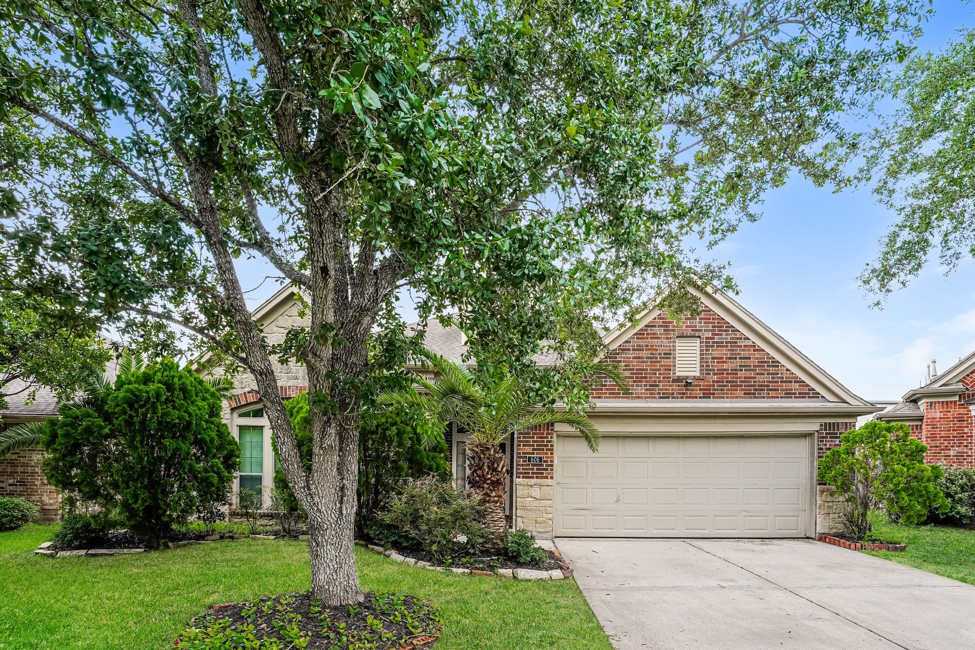 606 Red Oak Canyon Lane, La Marque, TX 77568 606 Red Oak Canyon Lane, La Marque, TX 77568