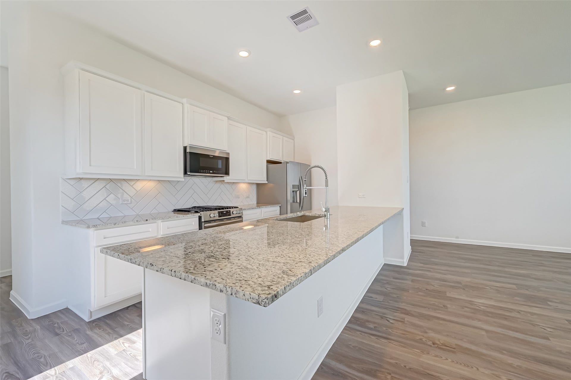 5731 Foggy Vine Court, Fulshear, TX 77441 5731 Foggy Vine Court, Fulshear, TX 77441