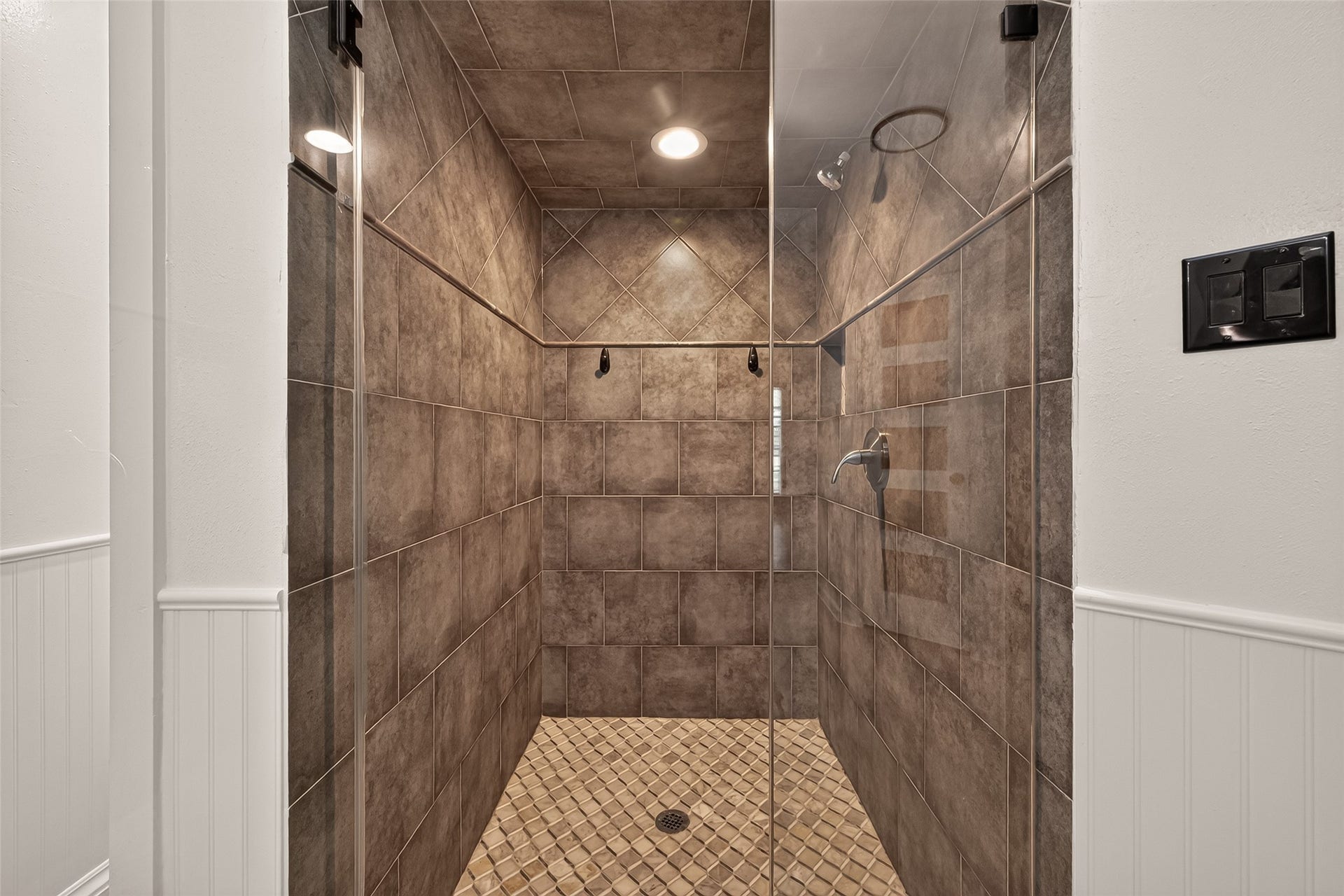 14606 Sunny Grove Drive, Houston, TX 77070 14606 Sunny Grove Drive, Houston, TX 77070