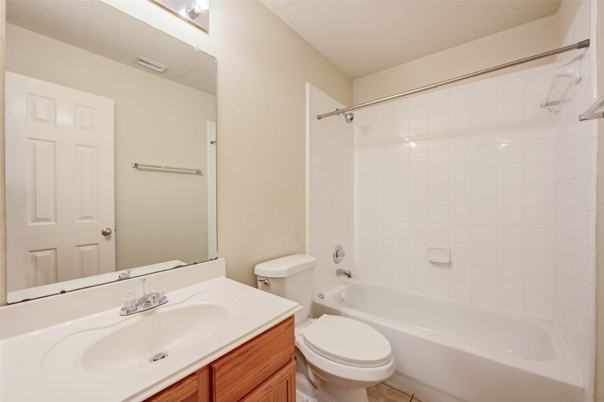3814 Tammony Park Lane, Friendswood, TX 77546 3814 Tammony Park Lane, Friendswood, TX 77546