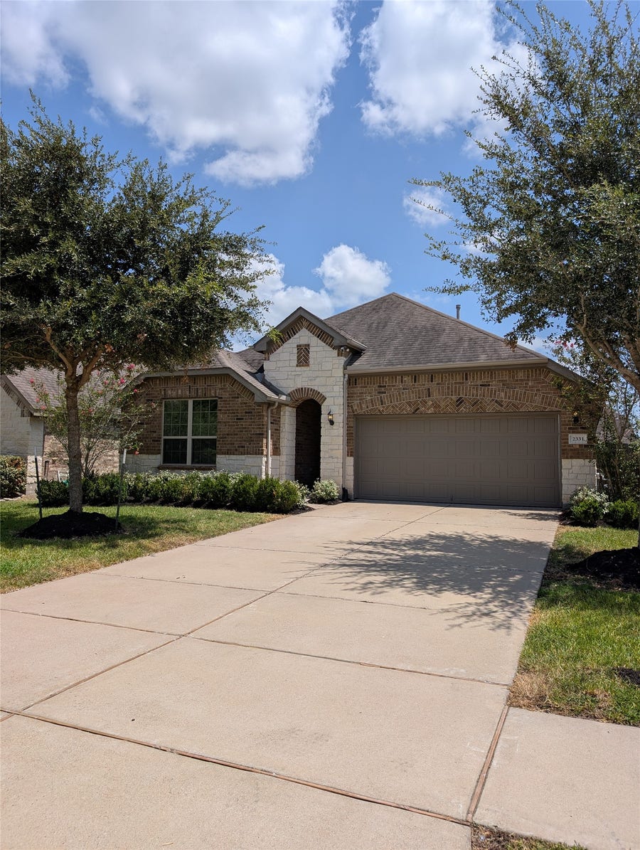 Property photo for 2331 Shoal Valley Lane, Richmond, TX