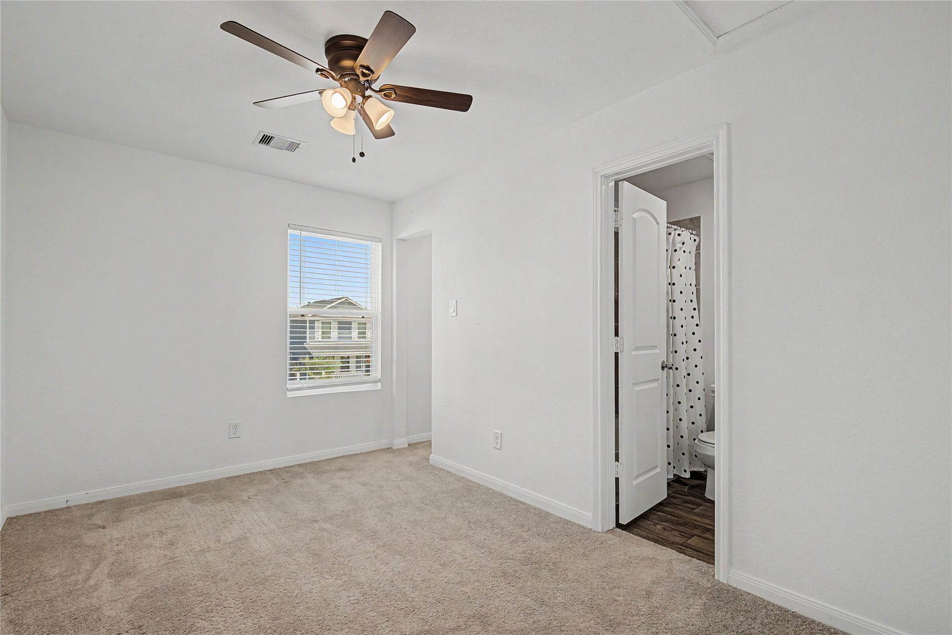 16606 Colleen Place, Conroe, TX 77306 16606 Colleen Place, Conroe, TX 77306