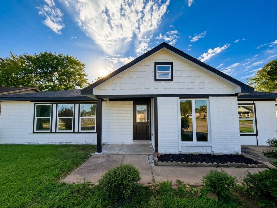 Property photo for 15022 Buxley Street, Houston, TX