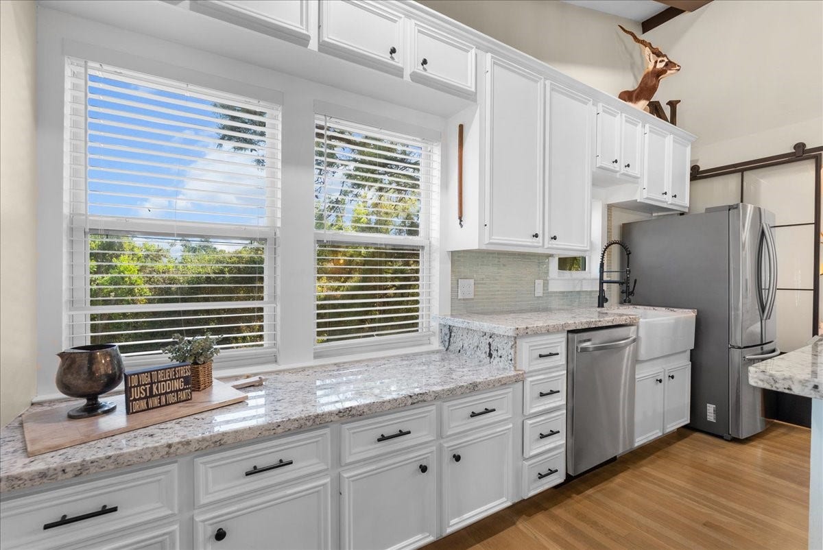 1005 Bryan Avenue, Seabrook, TX 77586 1005 Bryan Avenue, Seabrook, TX 77586