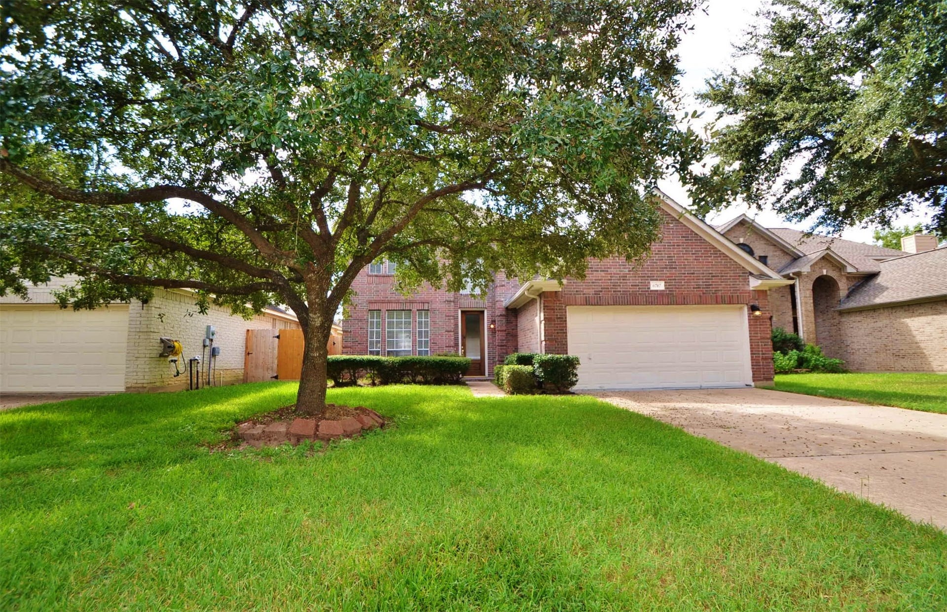 6747 Cleft Stone Drive, Houston, TX 77084