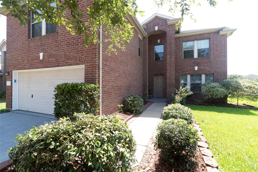 Property photo for 2202 Crossmill Lane, Katy, TX