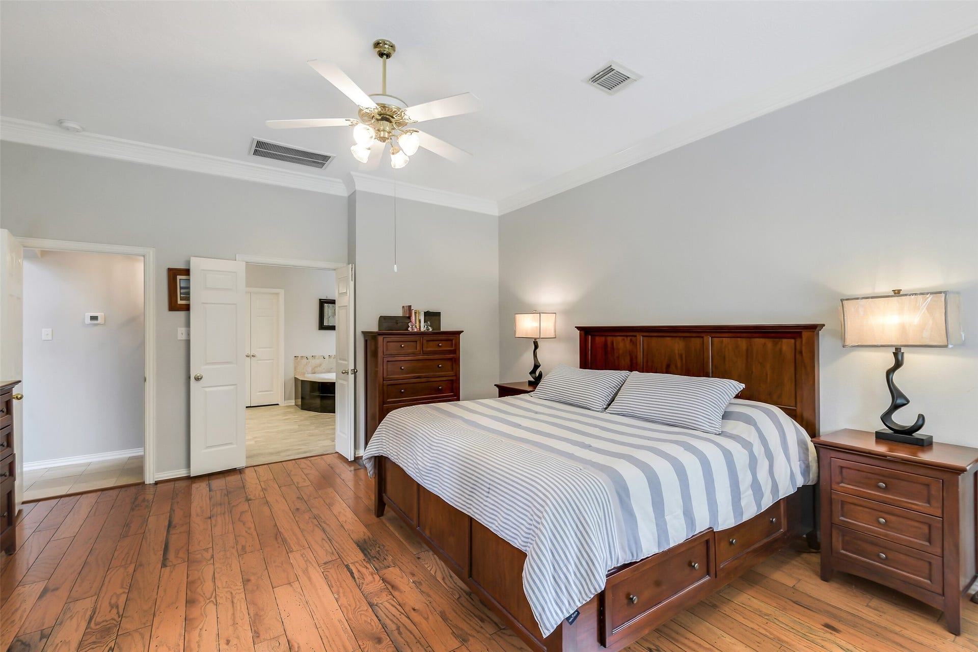 7 Larkspur Trail, The Woodlands, TX 77382 7 Larkspur Trail, The Woodlands, TX 77382